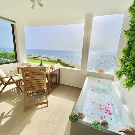 Beautiful Sea View Callao Salvaje