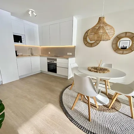 Beautiful Sea View Apartament *